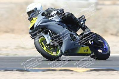 media/Apr-20-2025-CVMA (Sun) [[39090e8767]]/Race 15-Amateur Formula Middleweight/